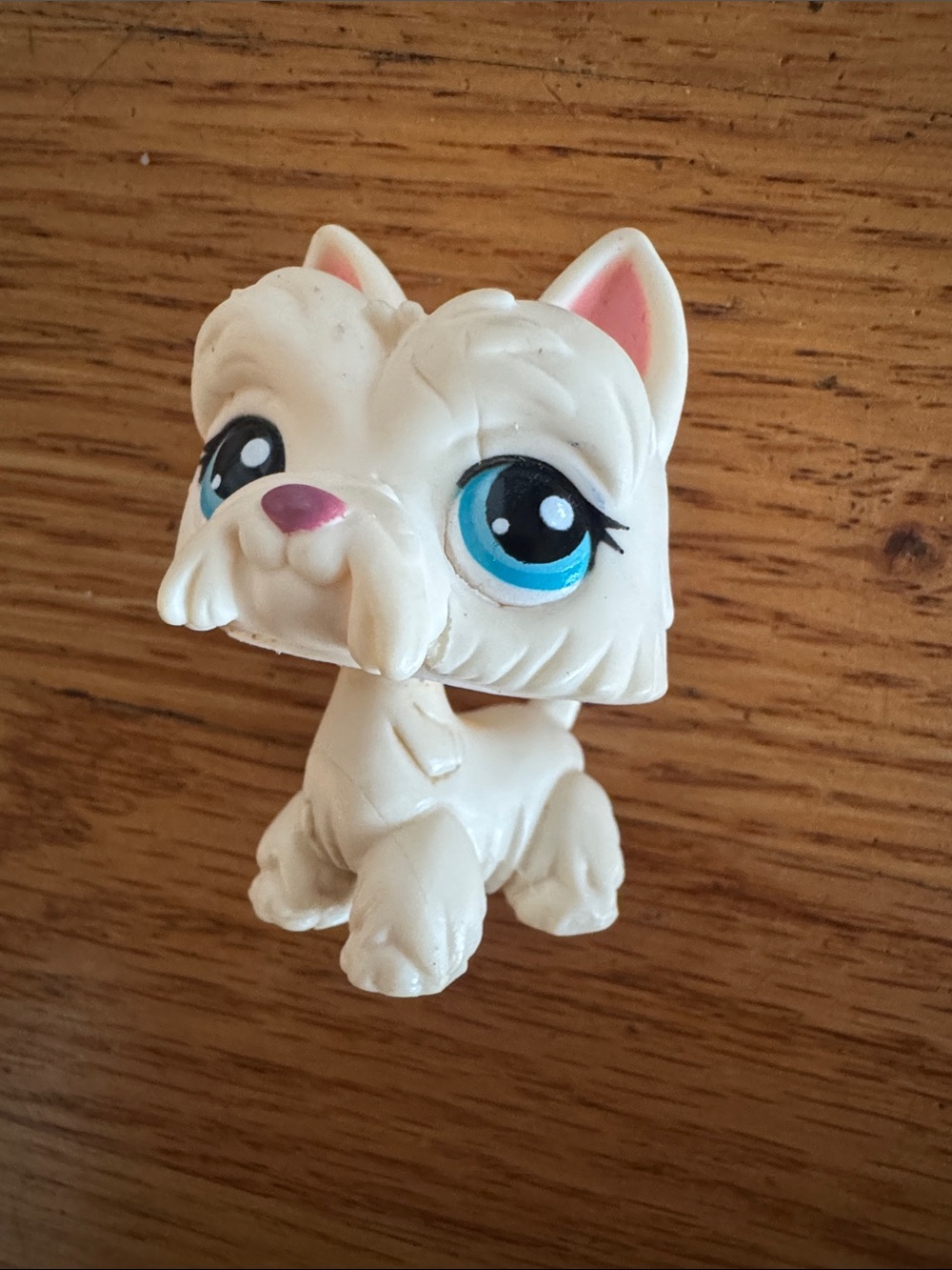 Littlest Pet Shop LPS White Cat Figure with Blue Eyes and Pink Nose bobble head